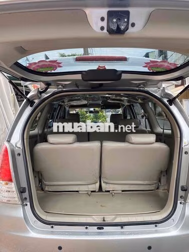 Toyota Innova 2011 Số sàn Bạc 60000 km