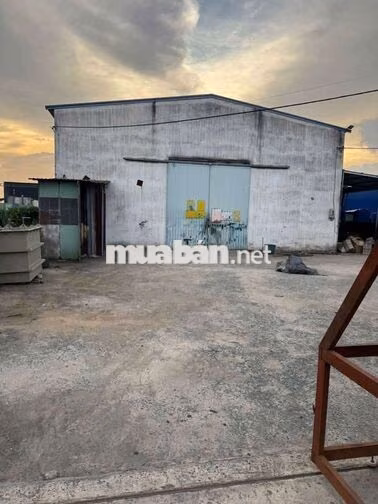 xưởng 1000m giá 37 triệu Tân Hiệp Hóc Môn