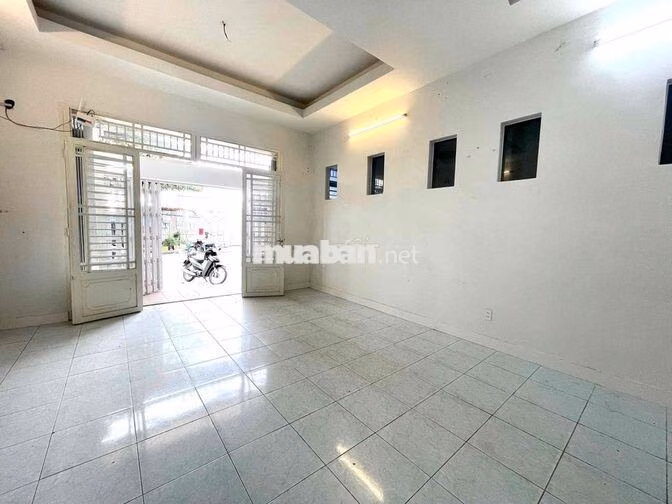 Cho thuê mặt bằng kinh doanh tự do, đường số 1 kdc Bình Hưng, giá tốt