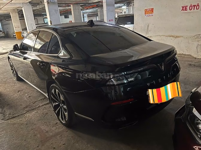 VinFast Lux A 2.0 Tubor Premium 2020 Đen 