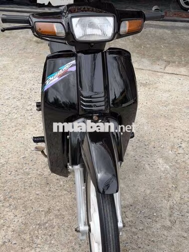 Honda Dream Đen Xe số
