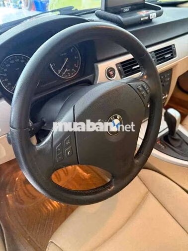 BMW 3 Series 2009 Tự động 1.8L Đỏ