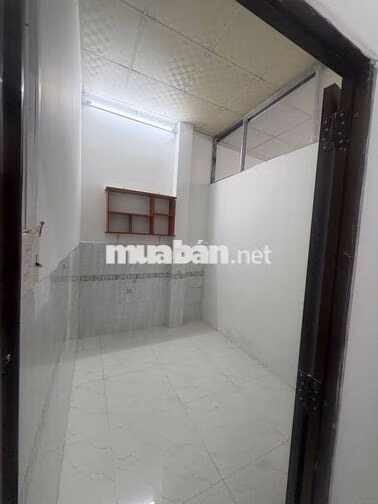 CHO THUÊ NHÀ TRỐNG NGUYÊN CĂN 3PN 2WC HẺM 154 ÂU DƯƠNG LÂN