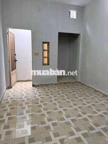 Cho thuê nhà đường Nguyễn Văn Quá q 12 DT 3,7 x18 m cấp 4 giá 7 tr / t