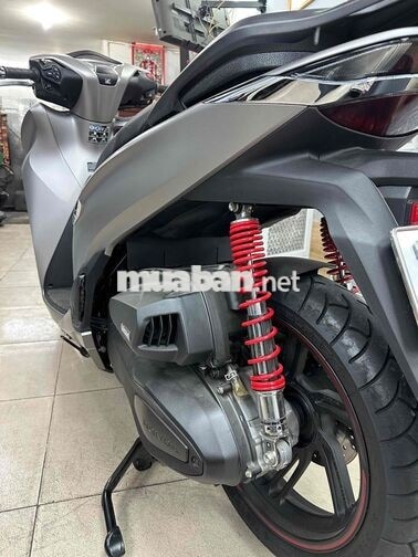 Honda SH350i 2023 Bạc nhám chạy 1 ngàn km mới 99%