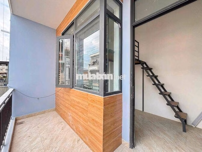 KHAI TRƯƠNG 70P NGAY ĐH CÔNG THƯƠNG VÀ ĐH VĂN HIẾN
