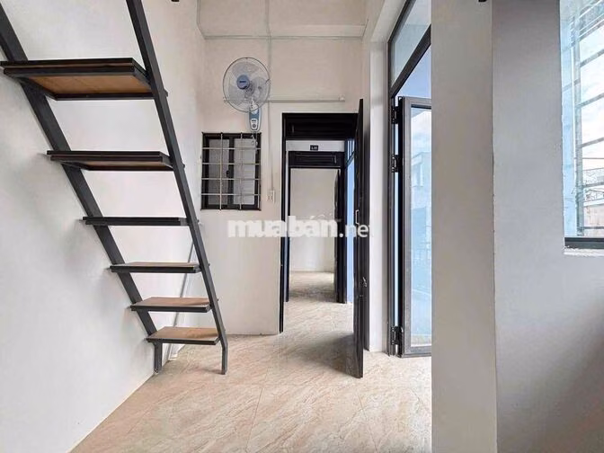 KHAI TRƯƠNG 70P NGAY ĐH CÔNG THƯƠNG VÀ ĐH VĂN HIẾN