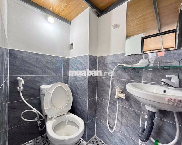KHAI TRƯƠNG 70P NGAY ĐH CÔNG THƯƠNG VÀ ĐH VĂN HIẾN