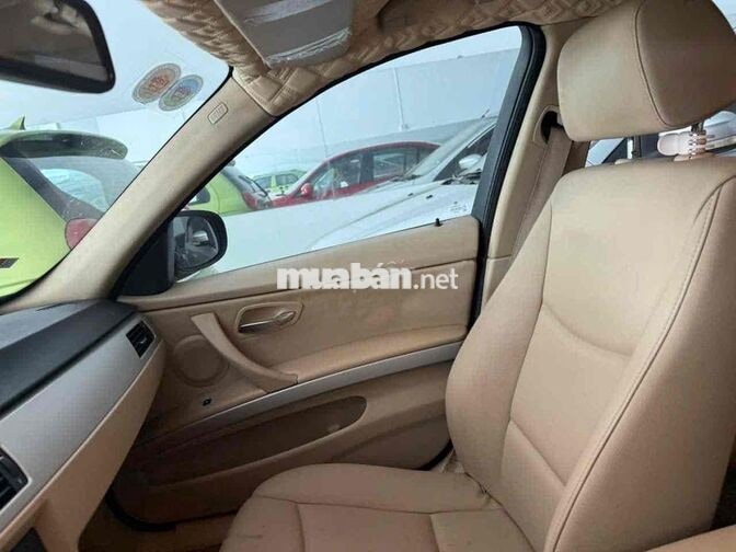 BMW 3 Series 2009 Tự động 1.8L Đỏ
