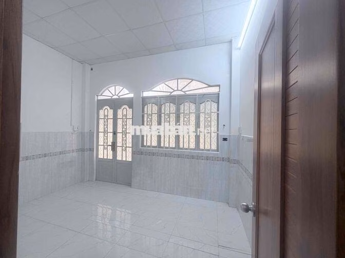 CHO THUÊ NHÀ TRỐNG NGUYÊN CĂN 3PN 2WC HẺM 154 ÂU DƯƠNG LÂN