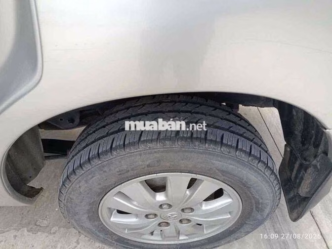 Toyota Innova G 2010 Số sàn Bạc 7 chỗ