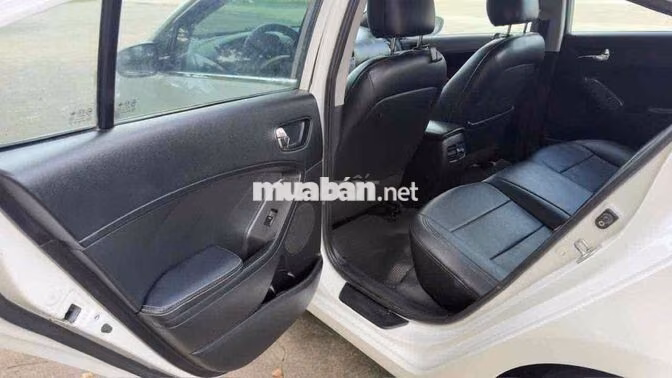 Kia K3 2014 Số sàn Trắng Da