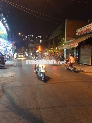 MBKD MẶT TIỀN ĐƯỜNG PHẠM VĂN ĐỒNG 20X13M CẤP 4 TRỐNG KHU KD ĐÔNG ĐÚC