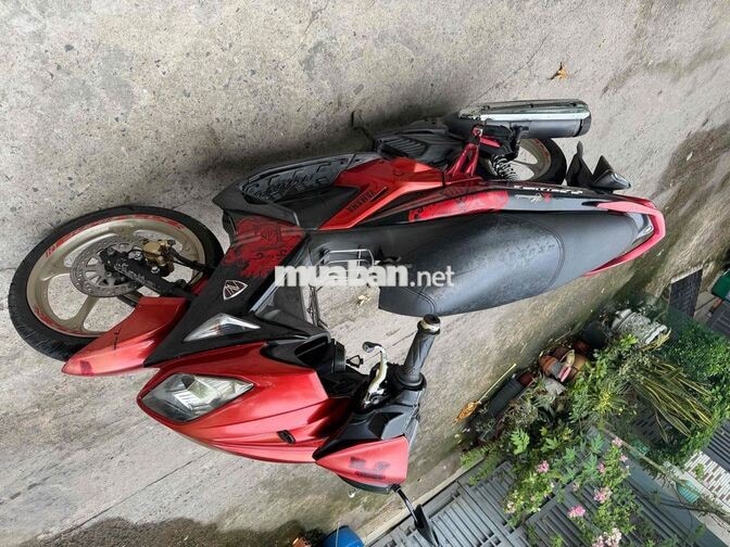 Yamaha Novo 4 Đỏ