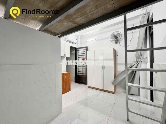 DUPLEX FULL NỘI THẤT NGAY CÔNG VIÊN LÀNG HOA
