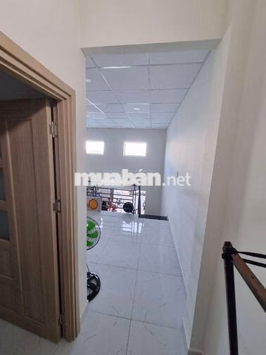 nhà xác bên chung cư uberine và đối diện vạn Phúc city