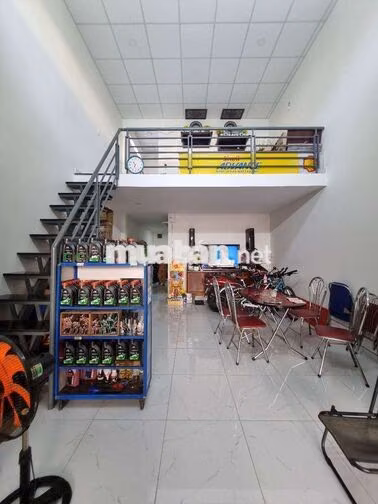 nhà xác bên chung cư uberine và đối diện vạn Phúc city