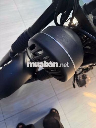 Honda Rebel 300 18000 km Đen