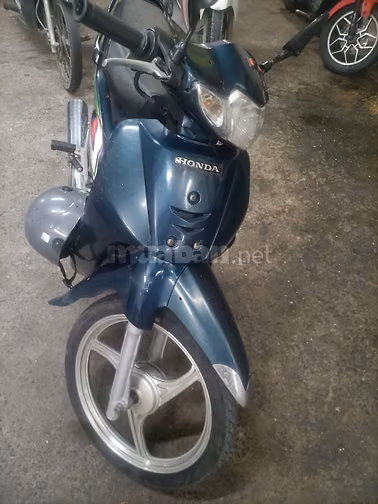 Wave anpha 2004 chính chủ ký giấy