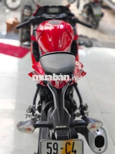 Suzuki GSX R150 xe đẹp giá còn fix