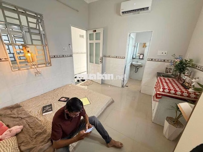 Studio ở Nguyễn Văn Lượng từ 3tr7-3tr9 máy lạnh+ tủ