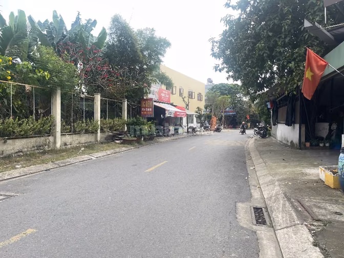 Bán lô đất cực đẹp - góc 2 mặt hẻm thoáng hẻm đường số 5, Linh Xuân