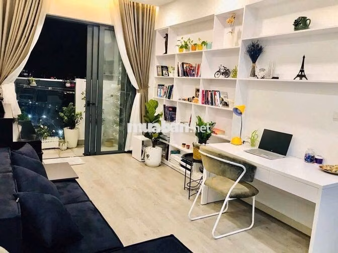 Căn Emerald view trực diện hồ sinh thái 84m2 2pn-2wc 1 kho, chỉ 16tr