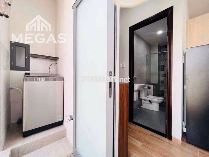 căn bancol đẹp ở Thạch Lam - Luỹ Bán Bích - luxurry