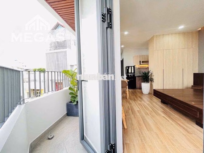 căn bancol đẹp ở Thạch Lam - Luỹ Bán Bích - luxurry