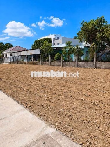Đất 8x12m gần trường Phạm Văn Sáng xã Xuân Thới Sơn