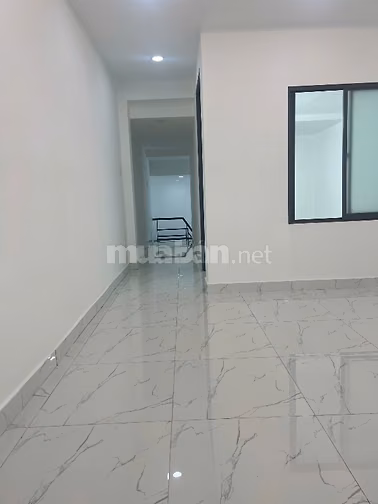 Bán nhà DT 4x26 đúc lửng hẻm 4m đường ĐHT11, Q.12 giá 1ty990 vi bằng.