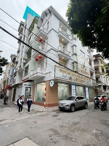 Cho thuê nhà 3 mặt tiền phố Nghĩa Đô Cầu Giấy 
