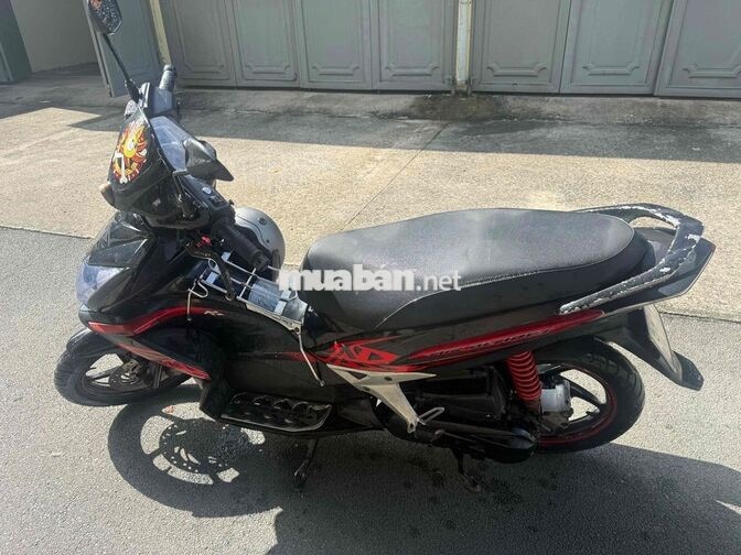 Honda Air Blade Thái FI 2012 Đen đỏ chính chủ