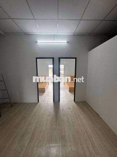 Can hộ 2 Phòng ngủ ban công mới 70m2
