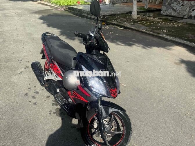 Honda Air Blade Thái FI 2012 Đen đỏ chính chủ