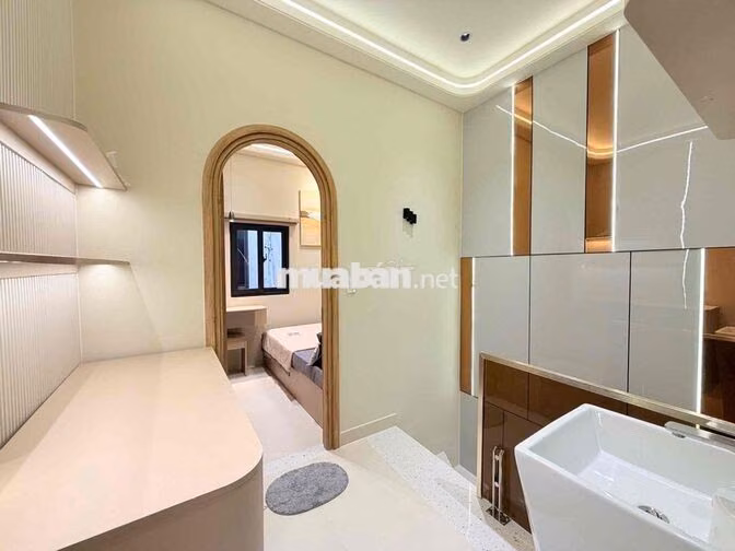 Nhỉnh 5 Tỷ - 2 Tầng BTCT - 3PN -  HẺM XE TẢI KHU PHAN XÍCH LONG - Full