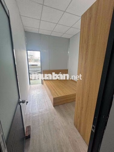 Can hộ 2 Phòng ngủ ban công mới 70m2