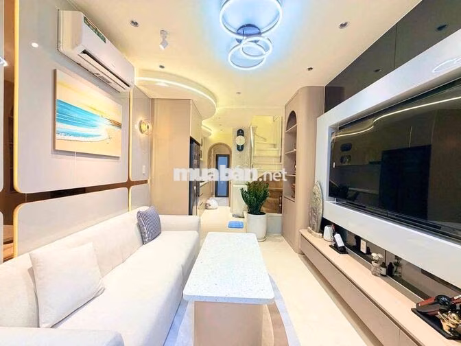 Nhỉnh 5 Tỷ - 2 Tầng BTCT - 3PN -  HẺM XE TẢI KHU PHAN XÍCH LONG - Full