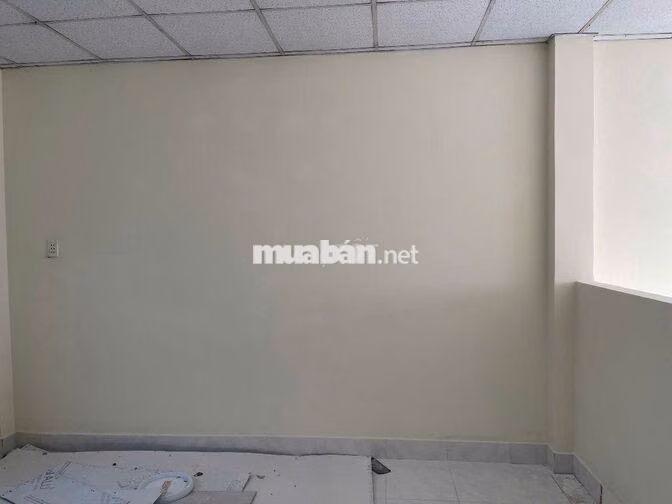 Nhà cho thuê nguyên căn Hương lộ 2 hẻm xe hơi, nhà trống