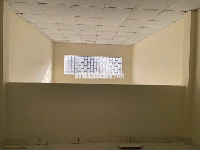 Nhà cho thuê nguyên căn Hương lộ 2 hẻm xe hơi, nhà trống