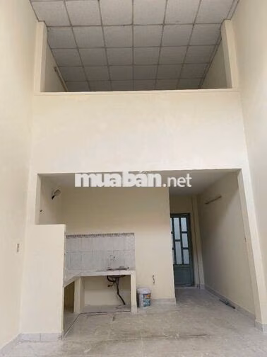 Nhà cho thuê nguyên căn Hương lộ 2 hẻm xe hơi, nhà trống