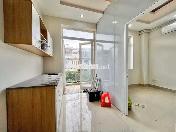 Căn hộ mới khai trương 2 phòng ngủ + ban công riêng tư