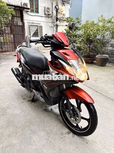 Yamaha Nouvo SX Đỏ đen Xăng
