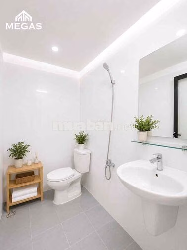 PHÒNG TRỌ CÓ GÁC - BAN CÔNG THOÁNG - NGAY LÊ VĂN KHƯƠNG