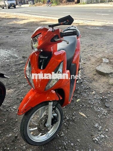Honda Vision 2022 cá tính cam đen đẹp keng