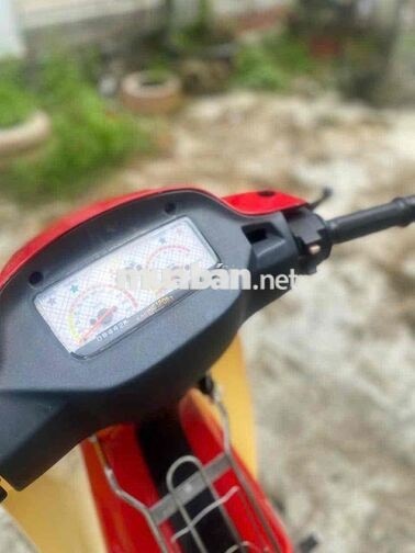 Suzuki Xipo 120 Côn tay Đỏ, Kem