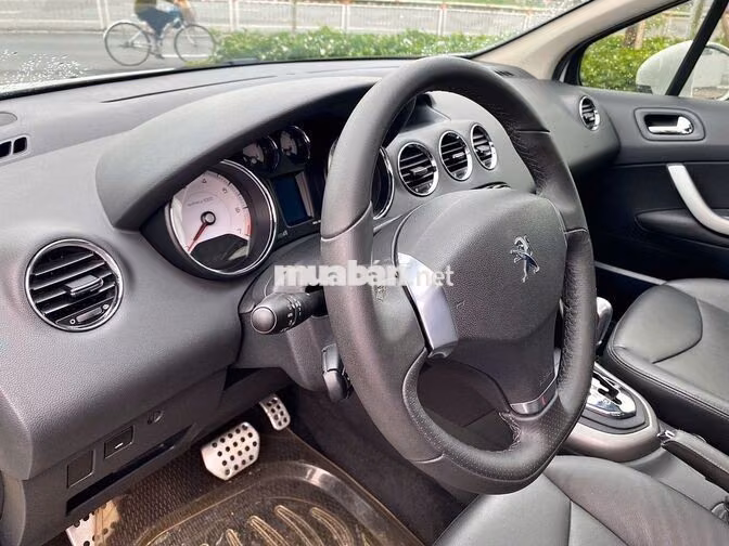 Peugeot 408 Tự động-13.500km full bảo dưỡng hãng