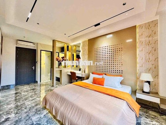 CHO THUÊ NHÀ NGUYÊN CĂN CÓ THANG MÁY FULL NỘI THẤT PHẠM VĂN CHIÊU P9