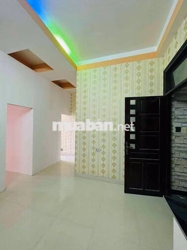 2pn,wc,phòng khách,ban công,gần bách khoa
