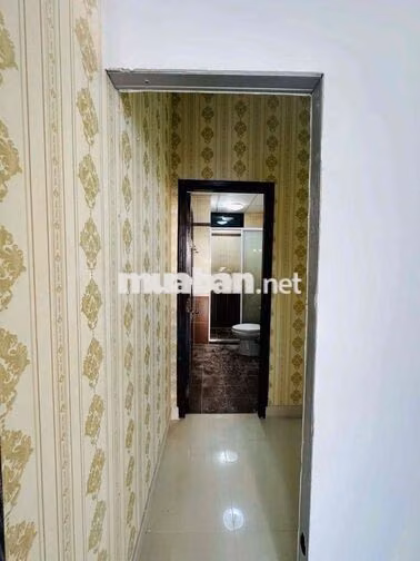2pn,wc,phòng khách,ban công,gần bách khoa